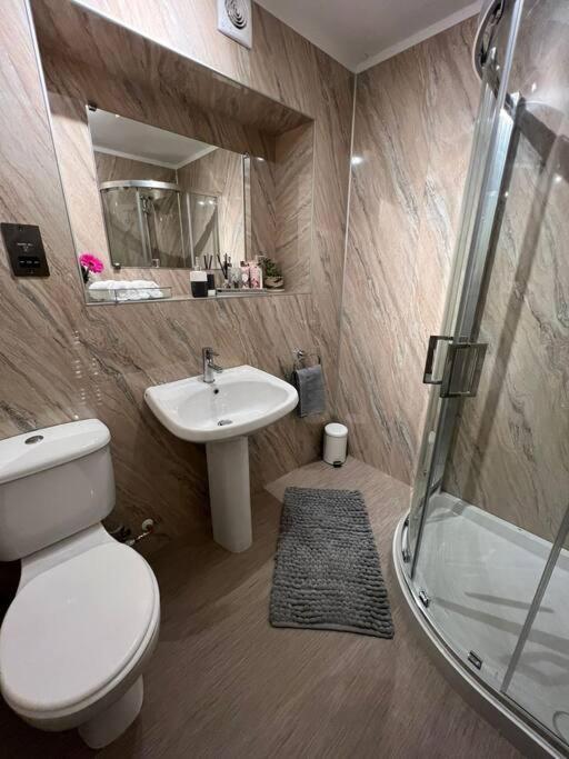 Delightful, Central 3 Bedroom House With Garden & Free Parking Инвернесс Экстерьер фото